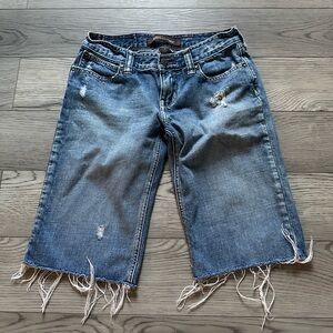 Y2K hollister low rise Bermuda raw hem shorts